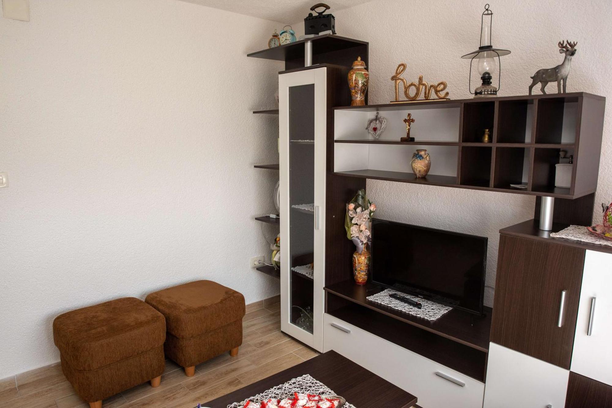Kuca Za Odmor Boki Villa กอสปิช ภายนอก รูปภาพ